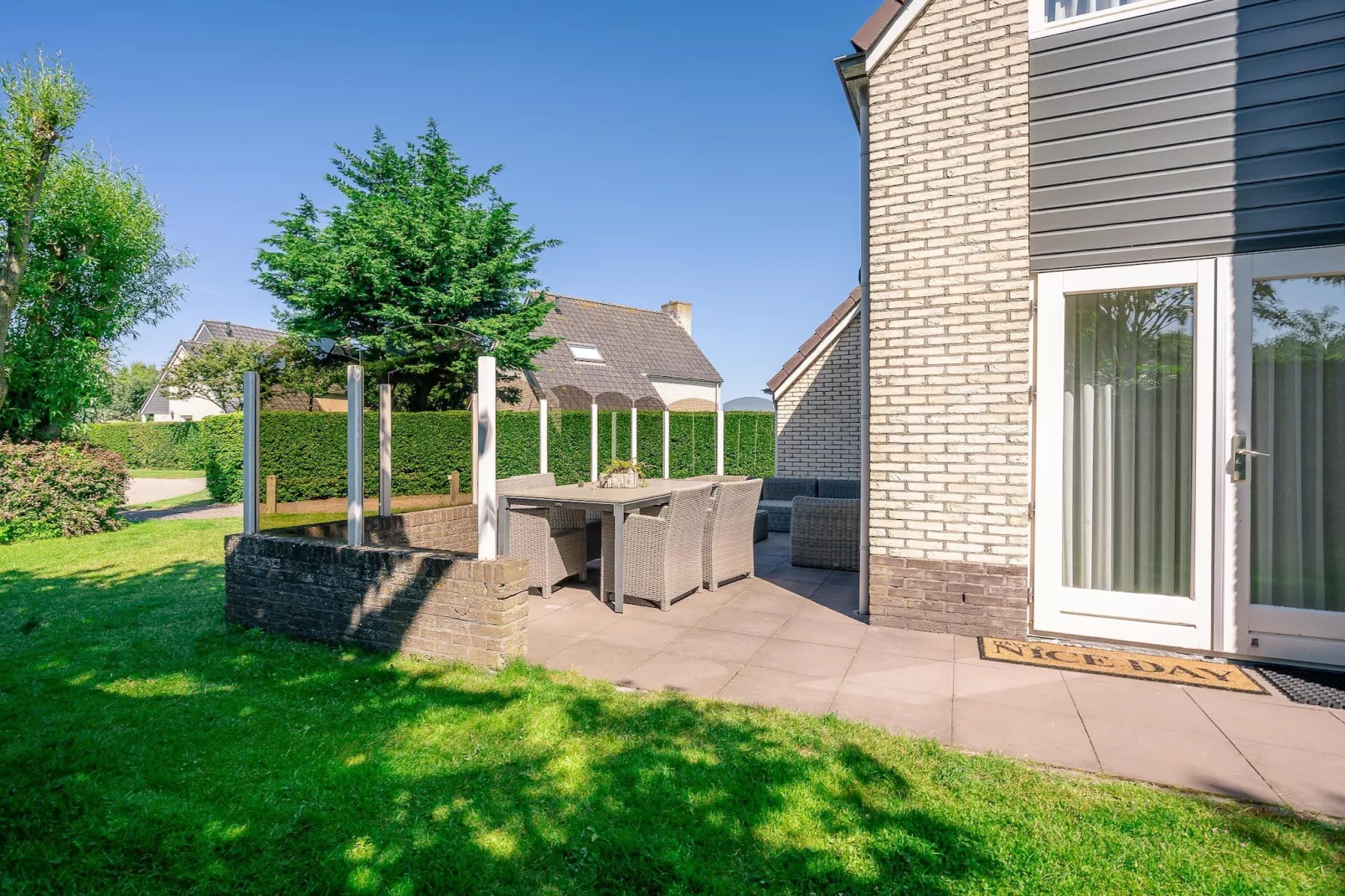 Kamperfoelie 73-Terrasse / balcon