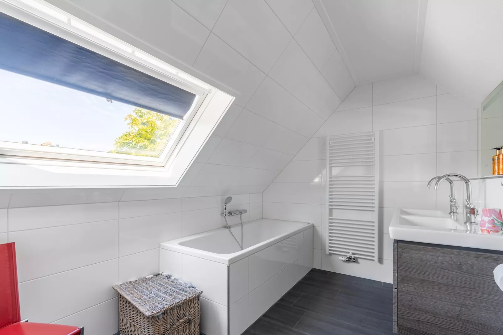 Kamperfoelie 77-Salle de bain