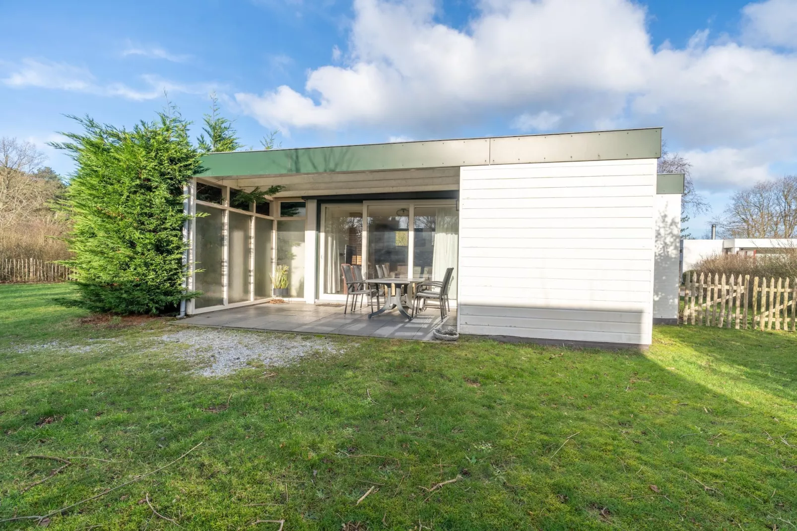 De parel 164-Exterior in summer