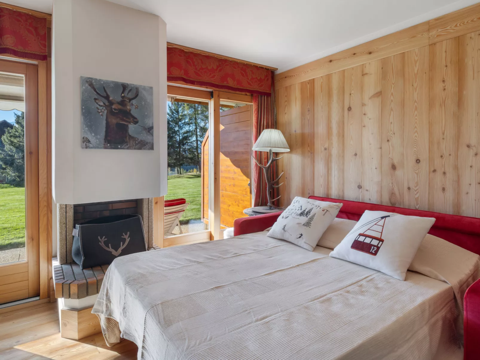 Les Pierres C 3-Drinnen