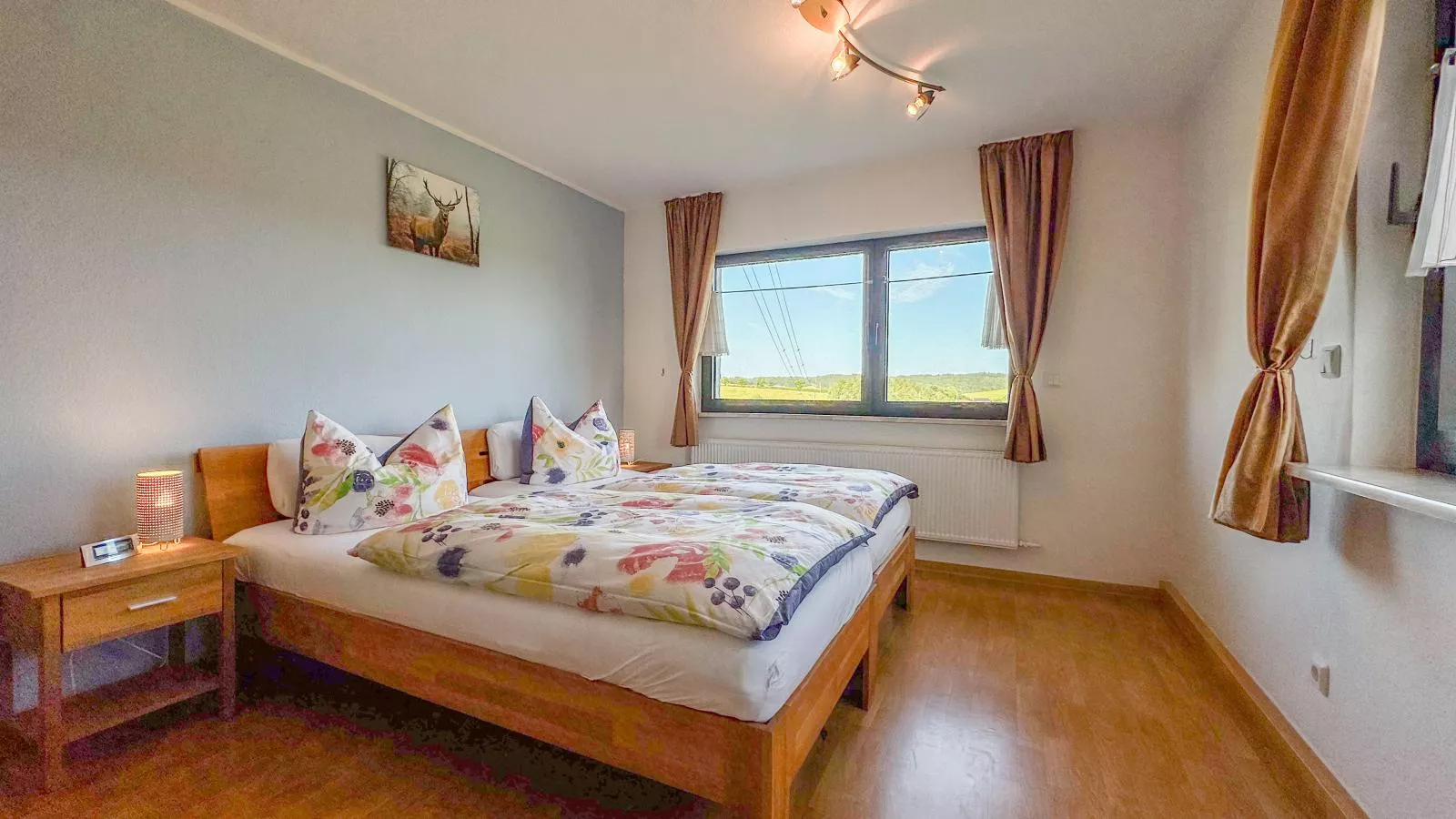 Eifelleben Kleinlangenfeld-Bedroom