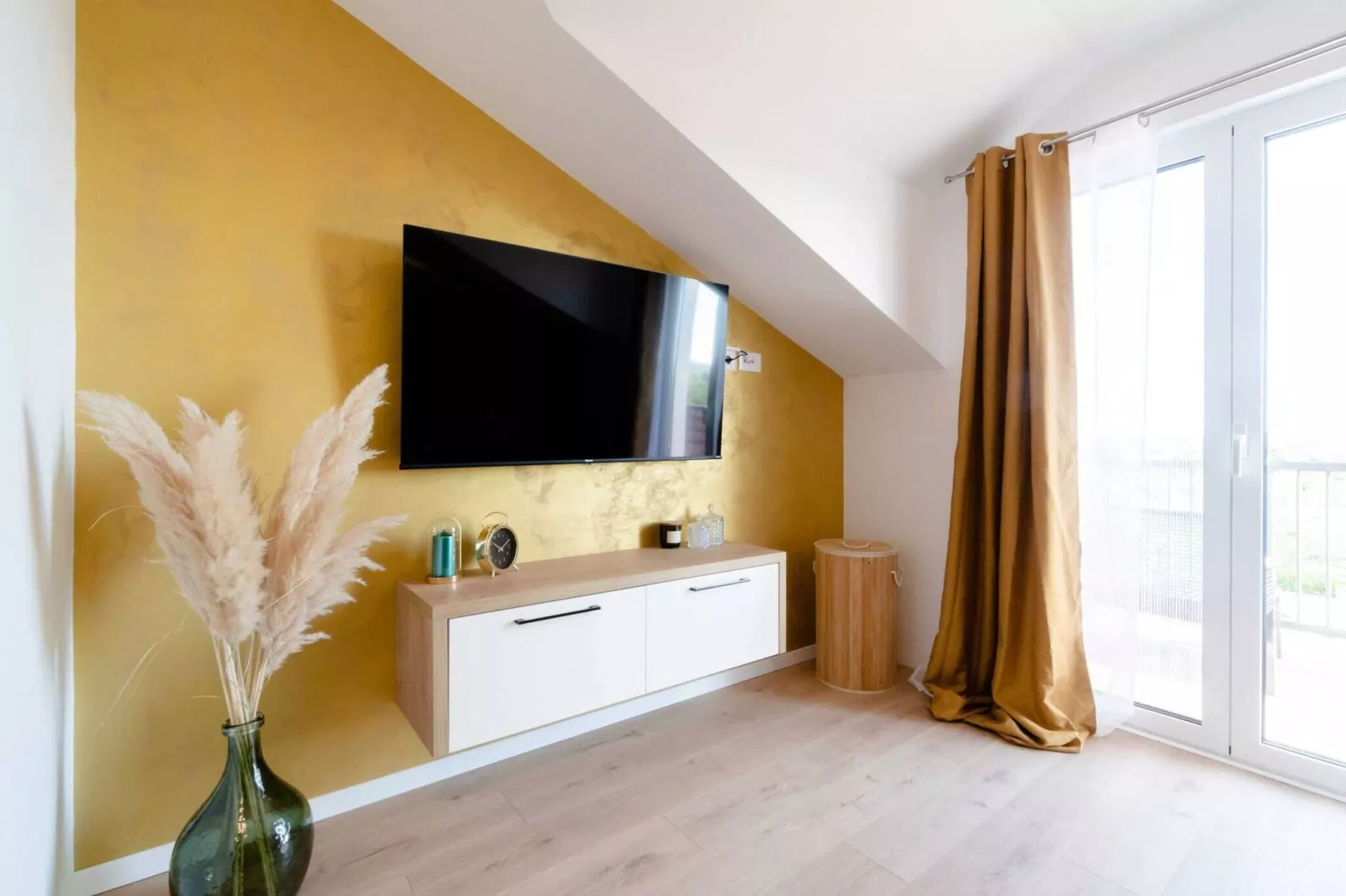 Authentic Villa Storia-Salon