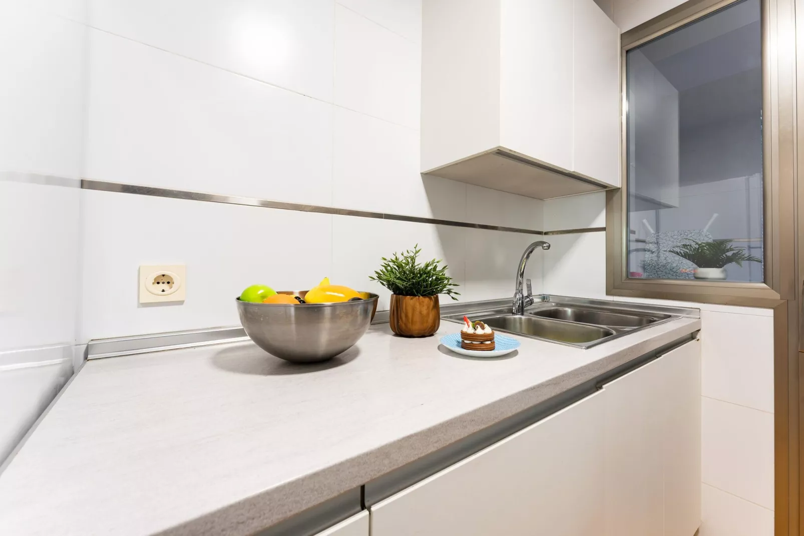 CT 378 - Faro's Malaga Citycenter - Cityapartment for 4 with parking-Küche