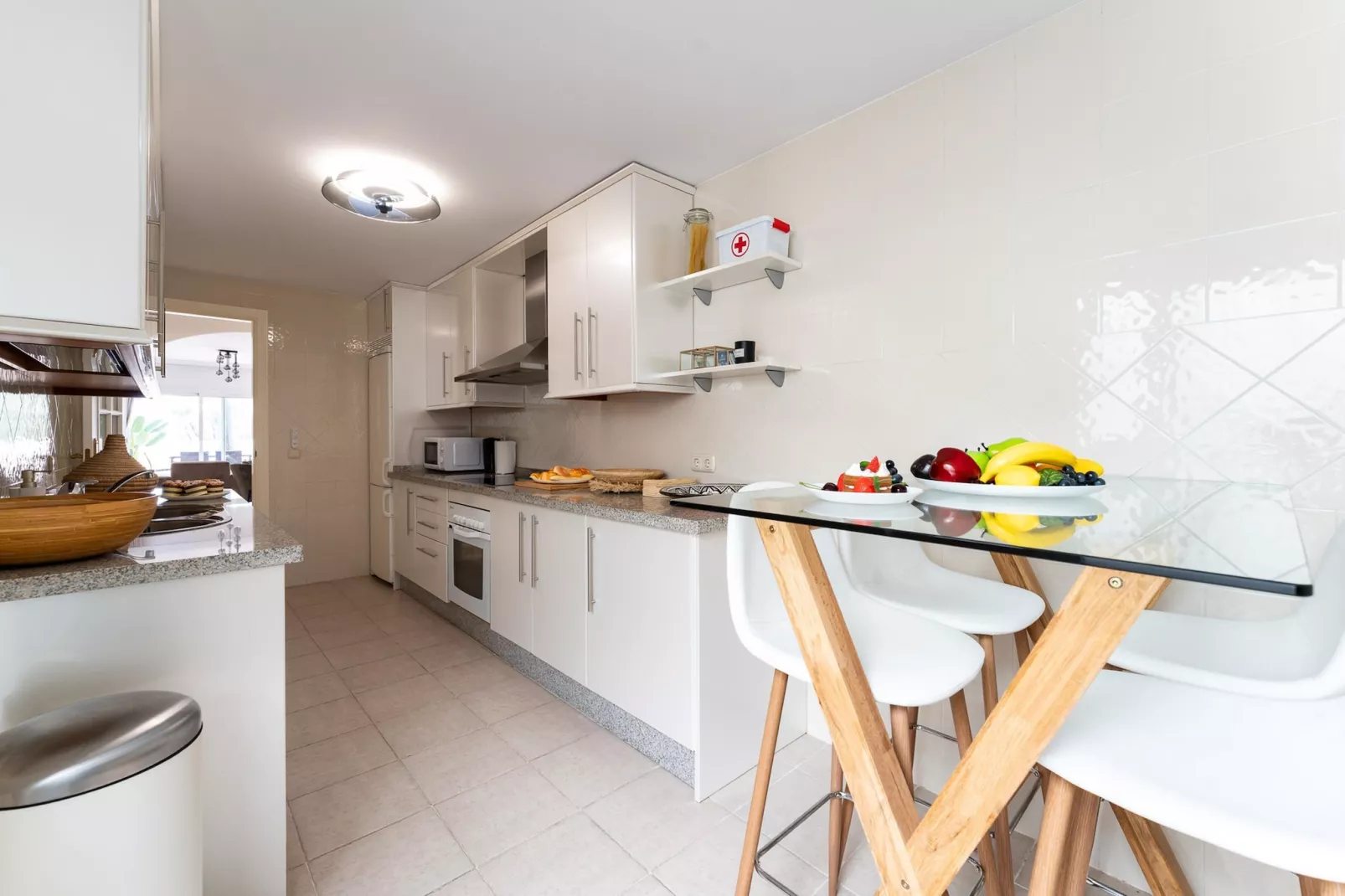 CT 366 - Faro's Silent Dream in Elviria - Marbella-Kitchen