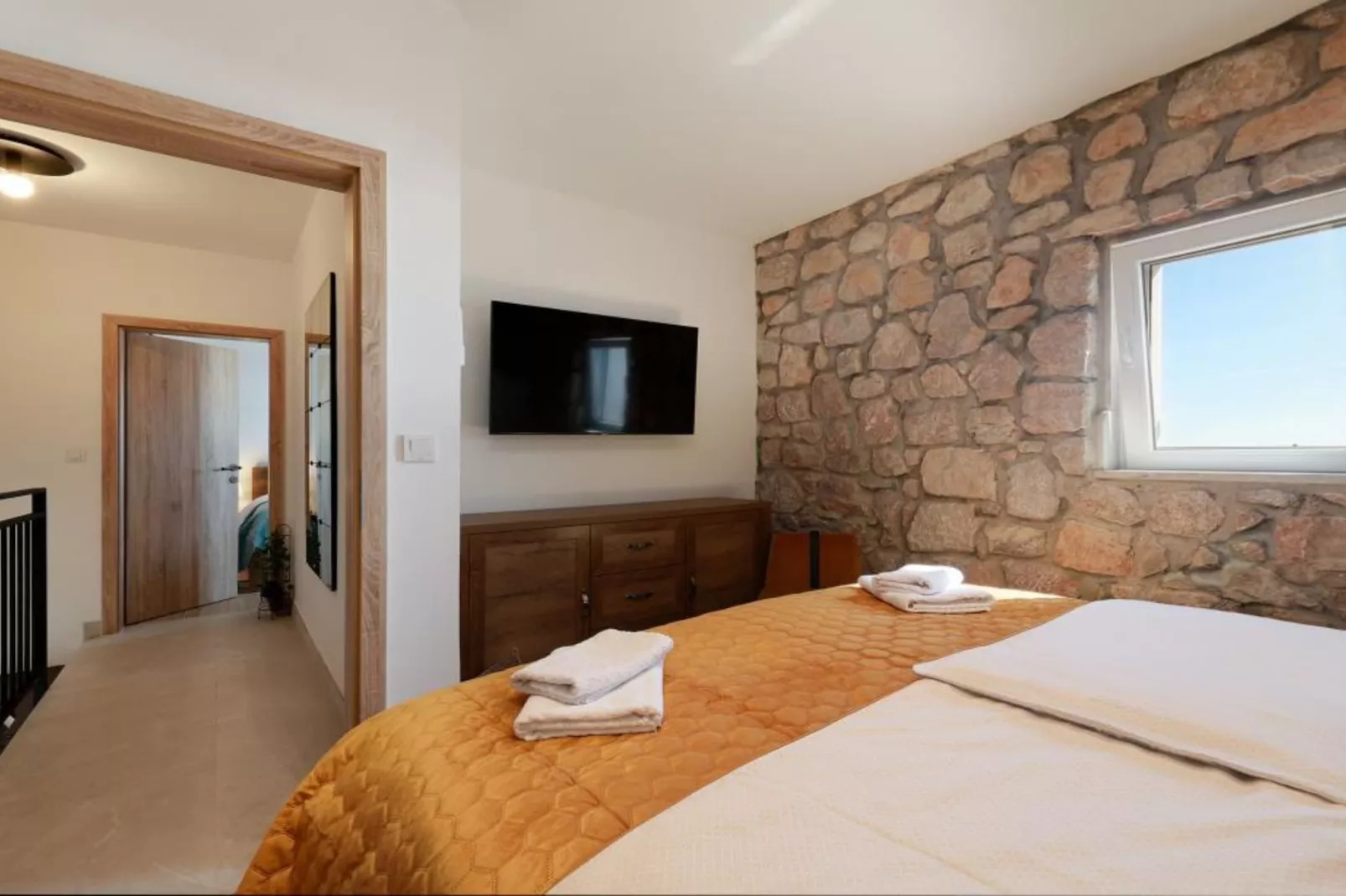 Ana’s Stone House Jurčić Kalić with the Pool-Bedroom