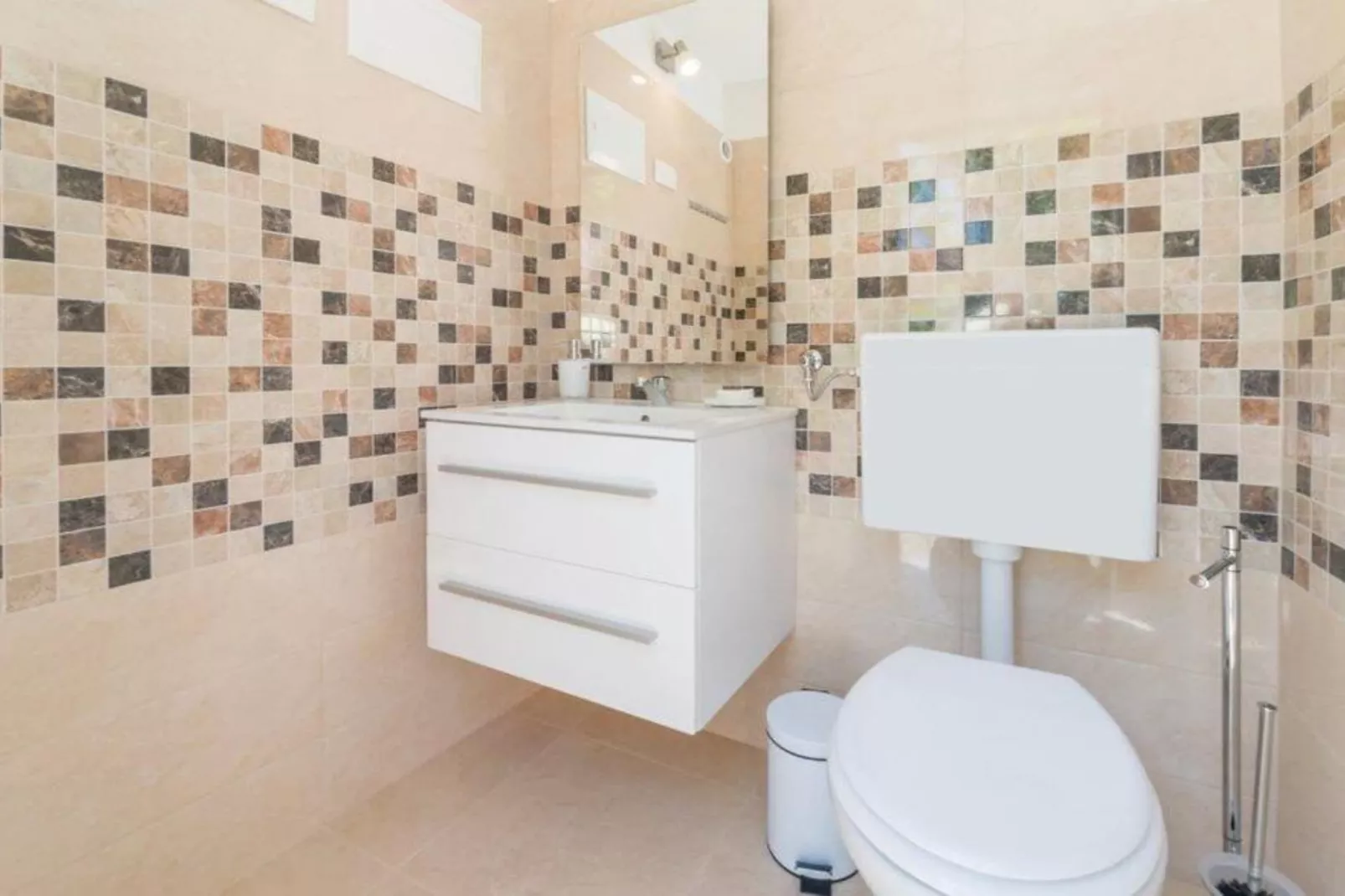 Holiday Home Marin AS with Pool-Salle de bain