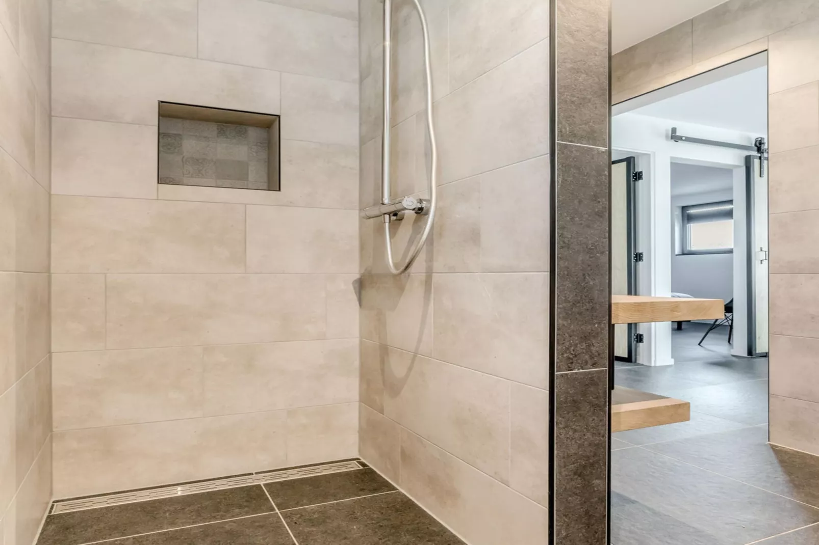 Farm Lodge 669-Bathroom