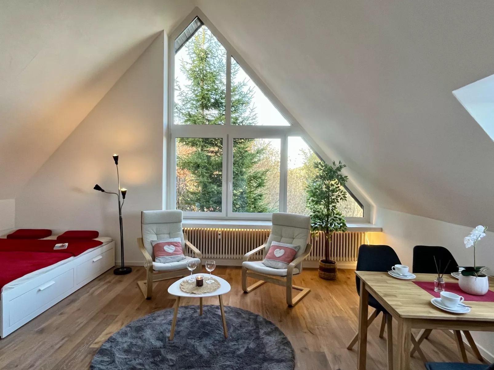 Falkennest - mit Blick auf den Titisee-Drinnen