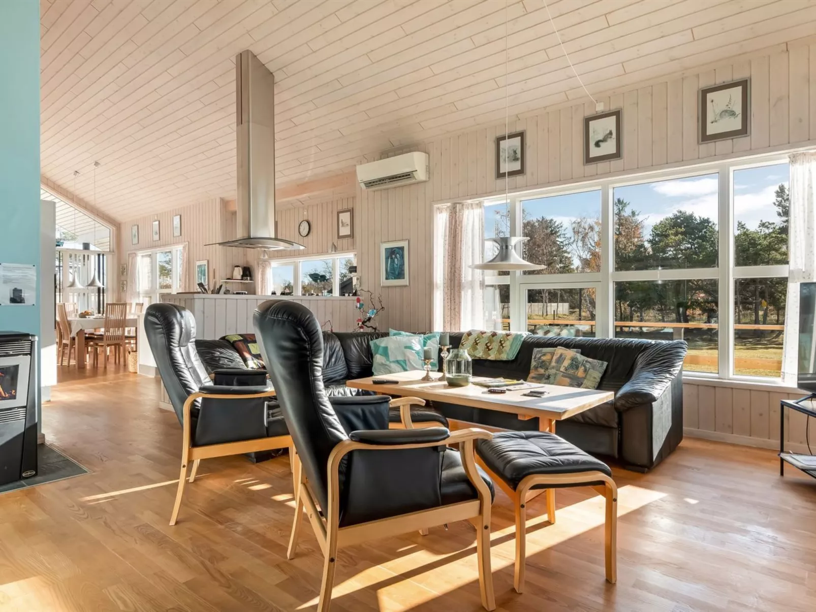 "Tjorven" - 400m from the sea-Inside