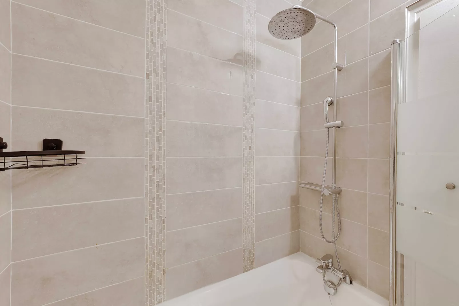 AS-100-KLEBER-Untagged