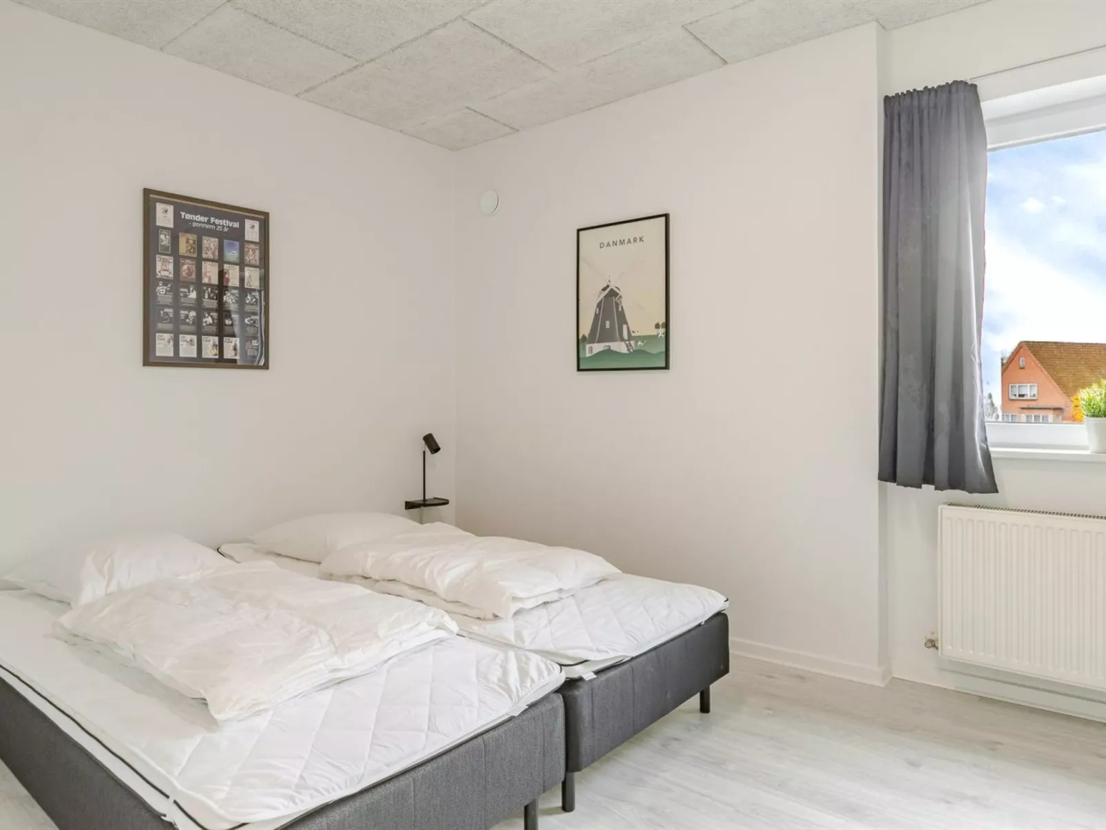 "Fader" - 31km from the sea-Dedans