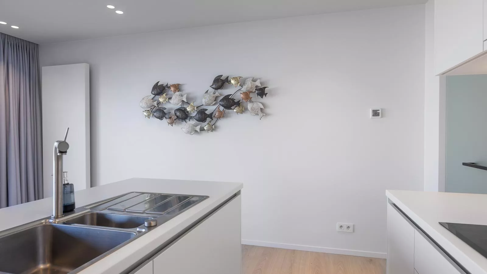 Wimbledon Westende - 0306-Kitchen