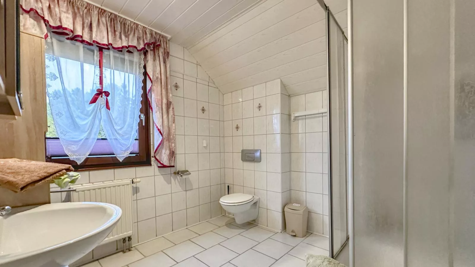 Am Sonnenblick-Bathroom