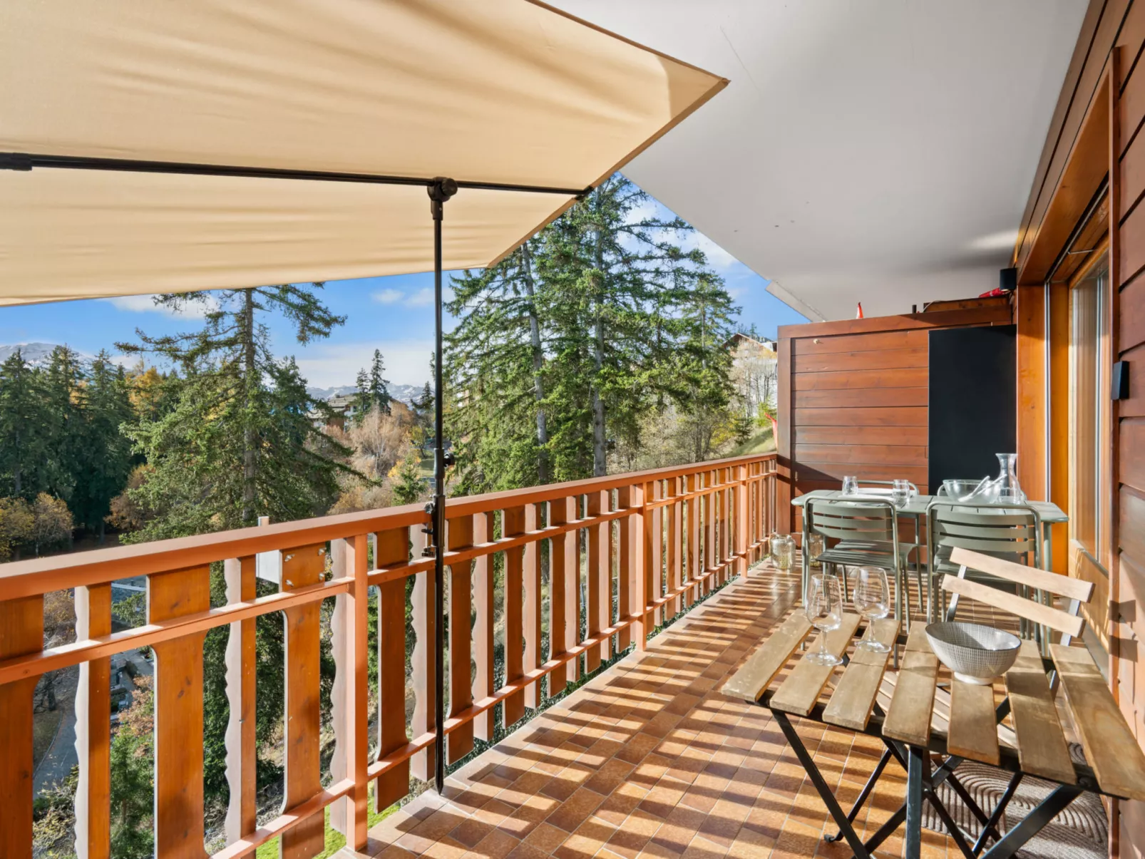 Les Faverges 11-Outside