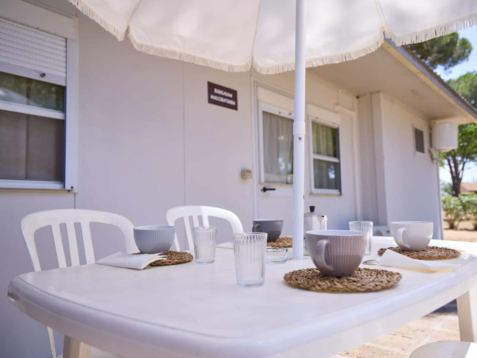 Costa D'Argento-Outside