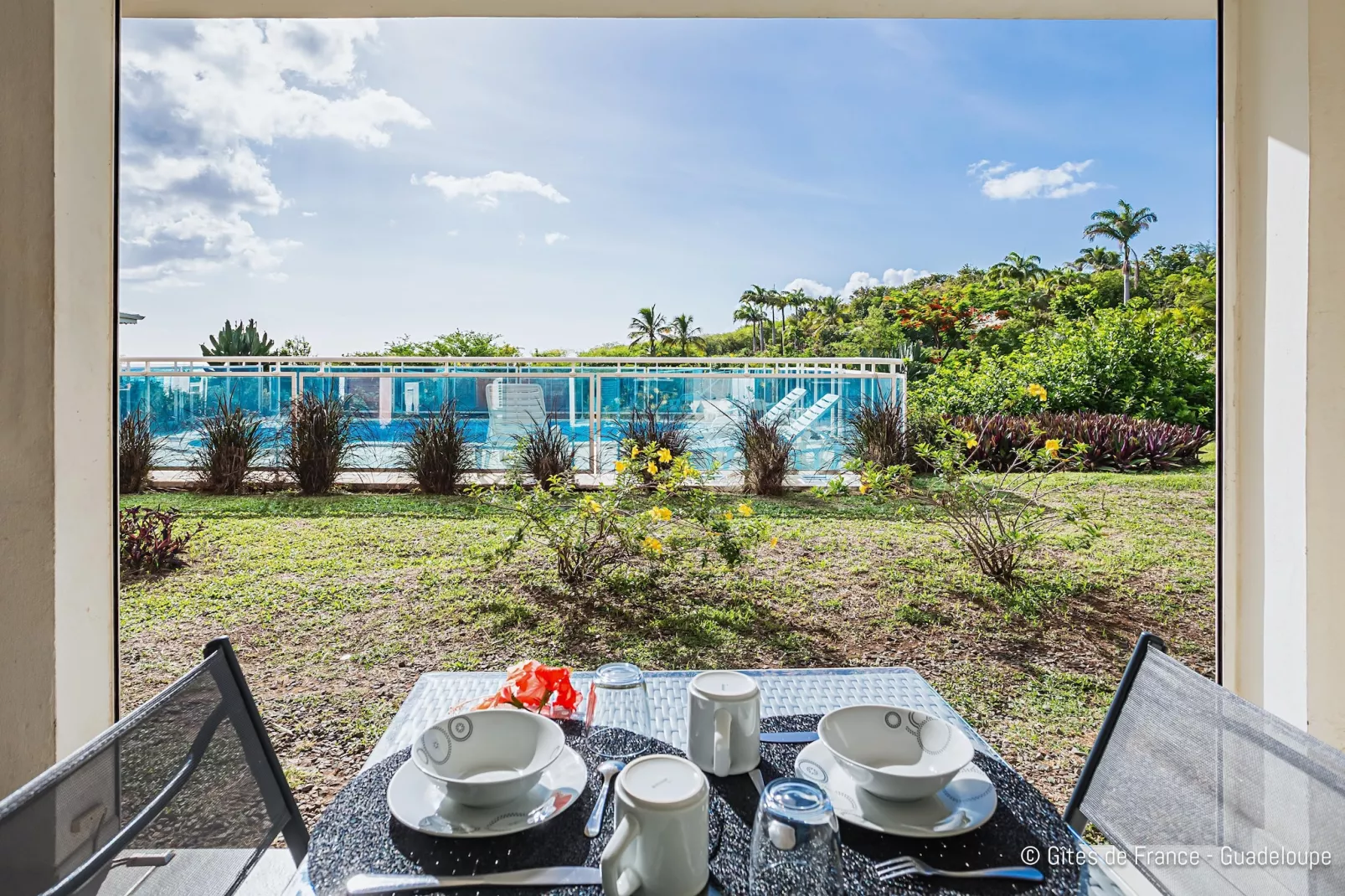Paradise Bay Cozy studio by the sea-Terrace balcony
