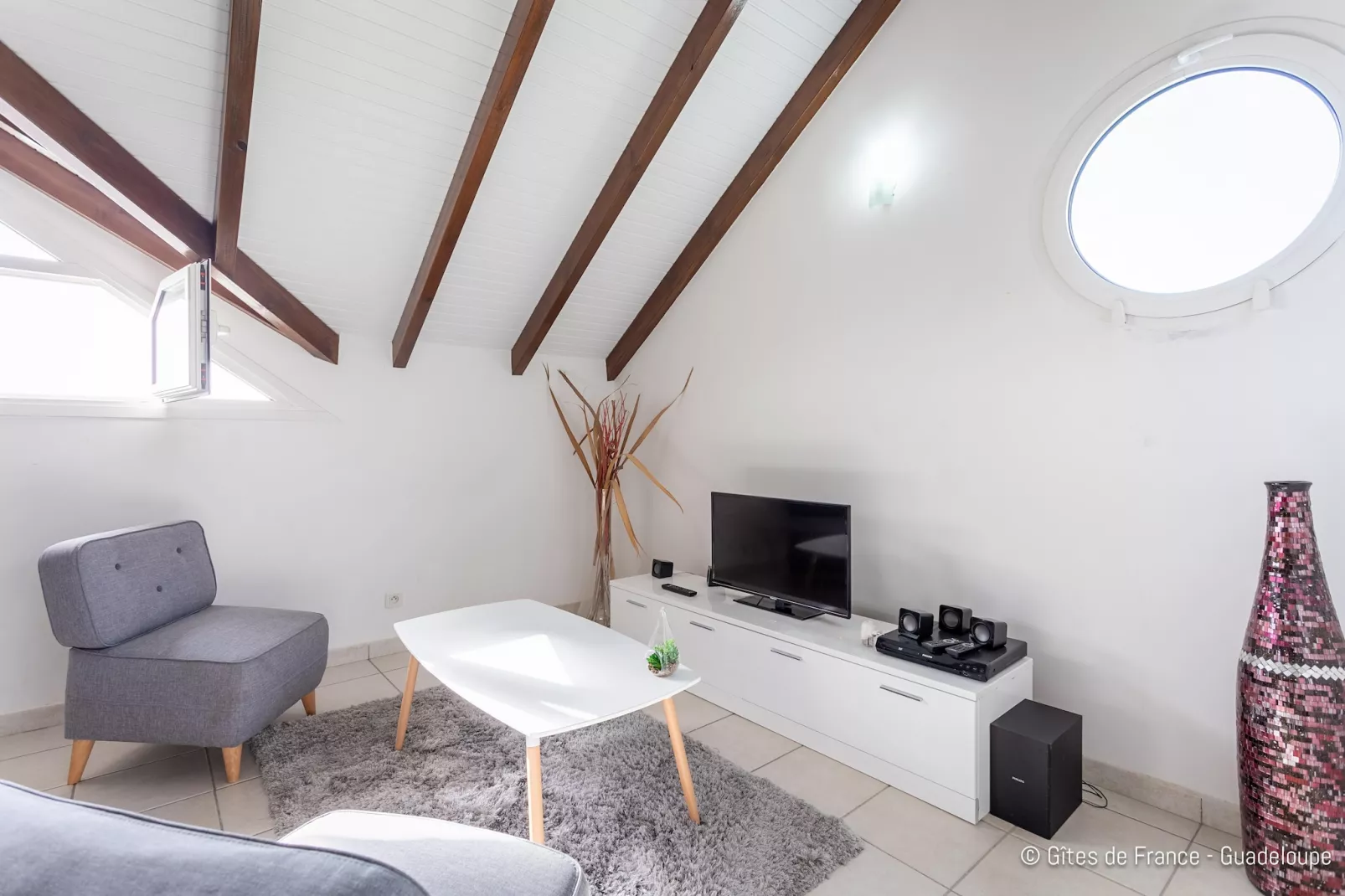 Paradise Bay Villa standing avec vue sur mer Non Remboursable-Wohnzimmer