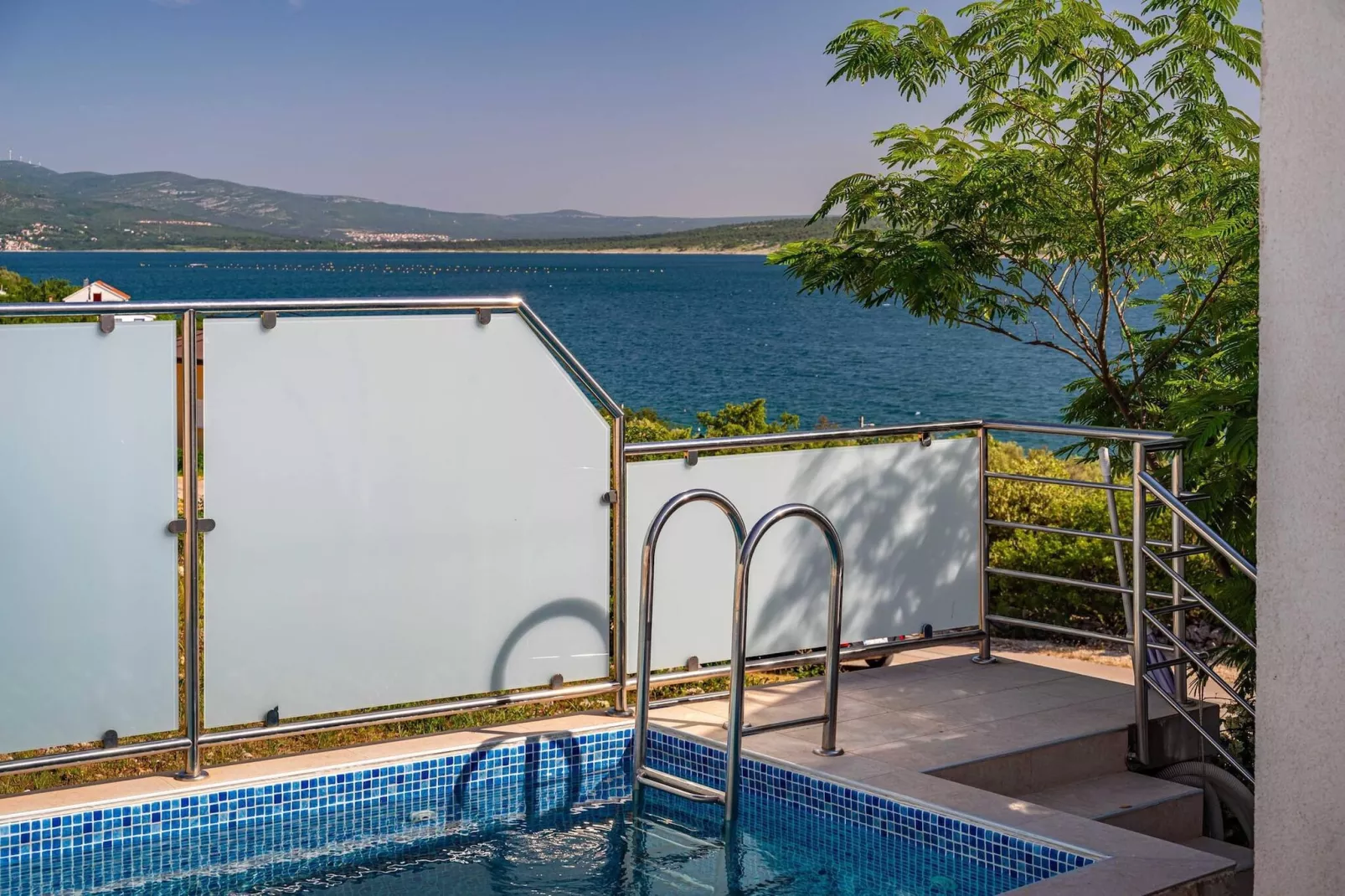 Sea view apartment Dajana-Piscine