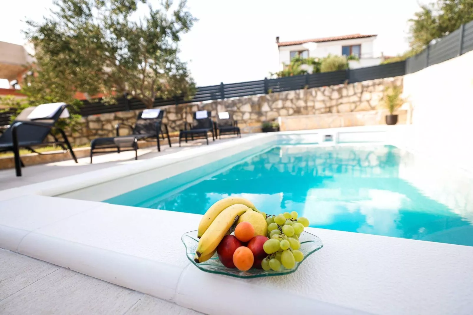 Holiday home Nekic-Schwimmbad