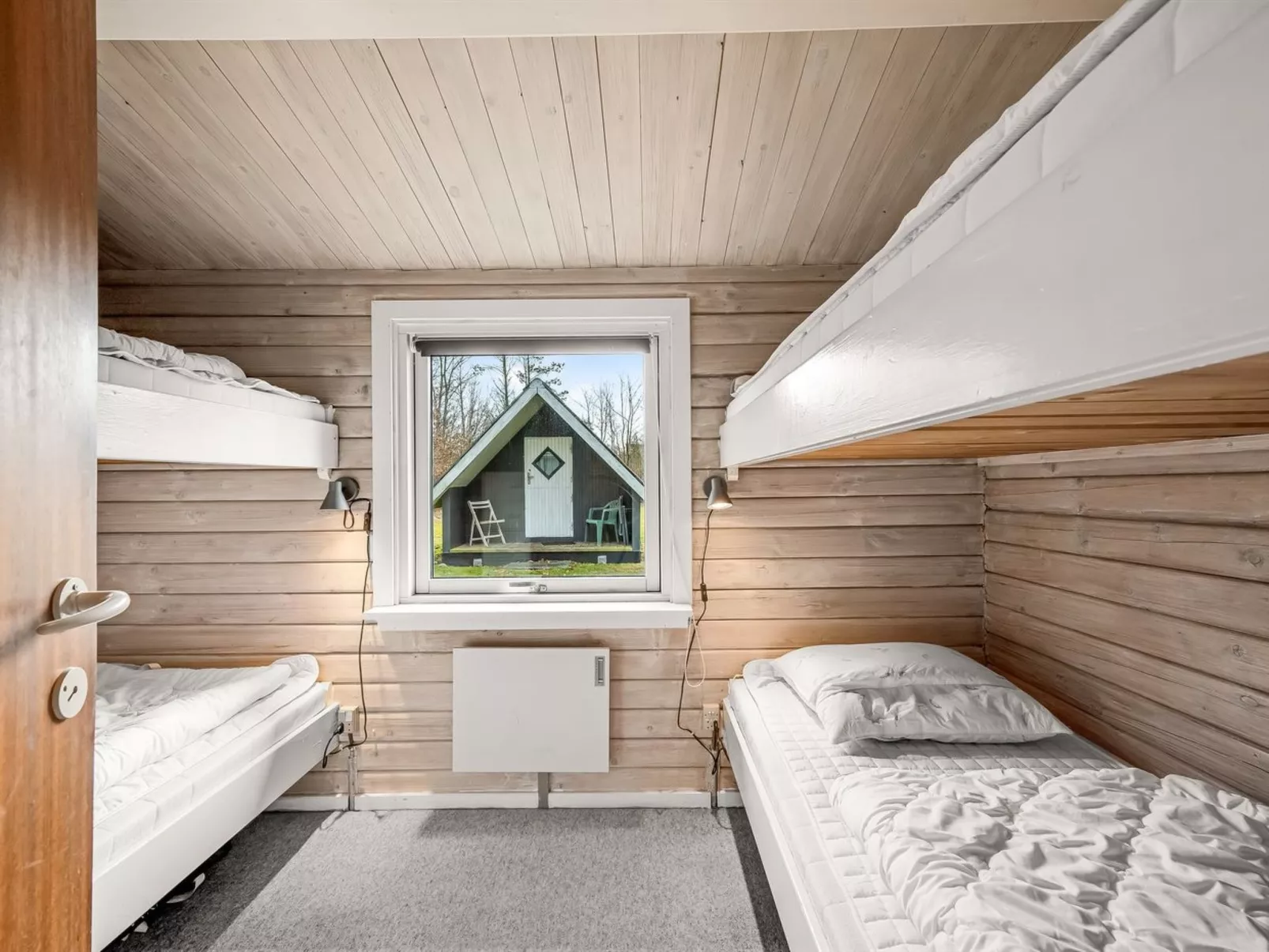 "Leandra" - 11km from the sea-Drinnen