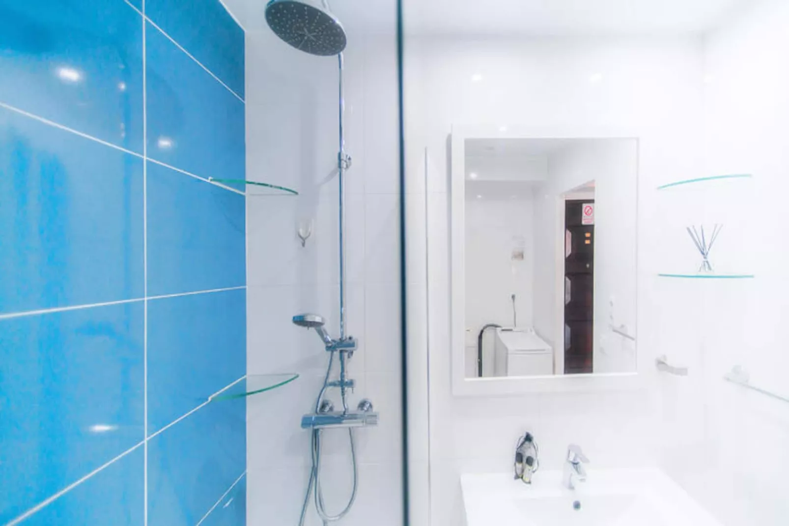 Studio à Roses-Non tagué