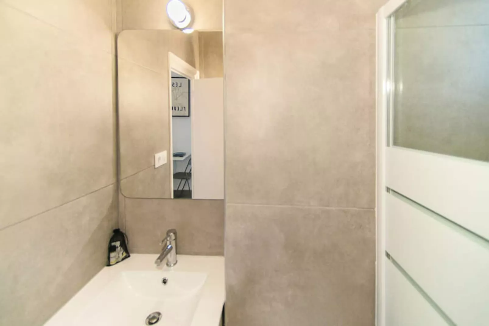 Studio à Roses-Nicht zugeordnet