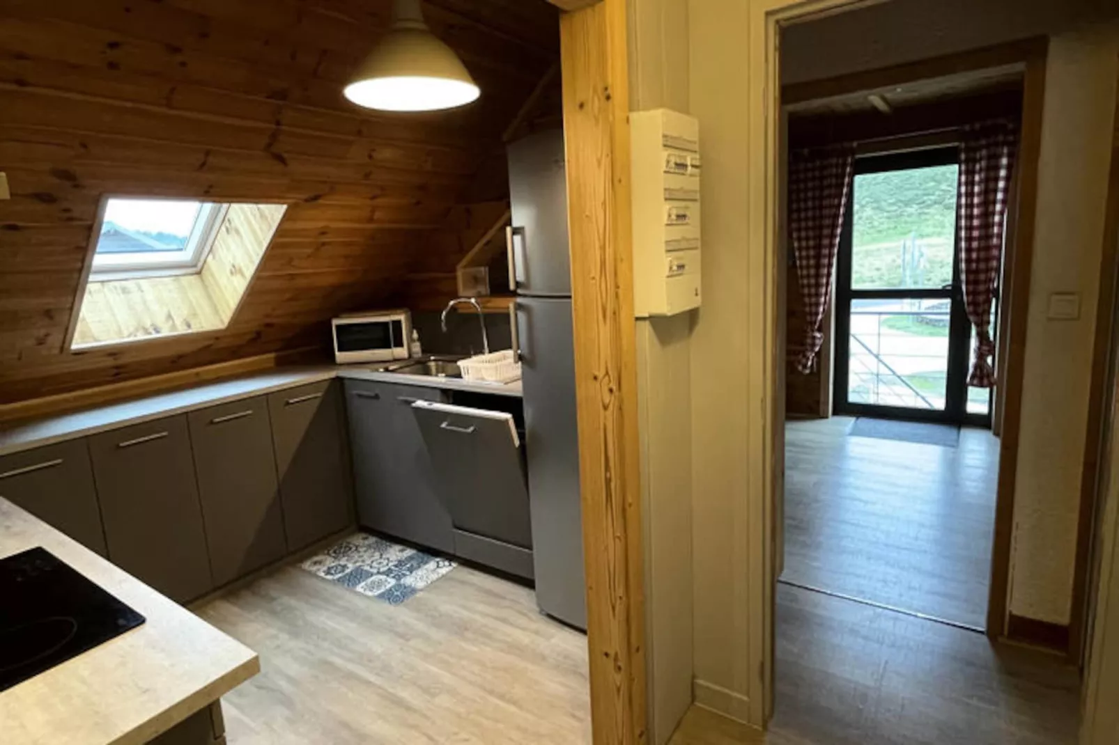 Appartements à Albepierre Bredons - Untagged
