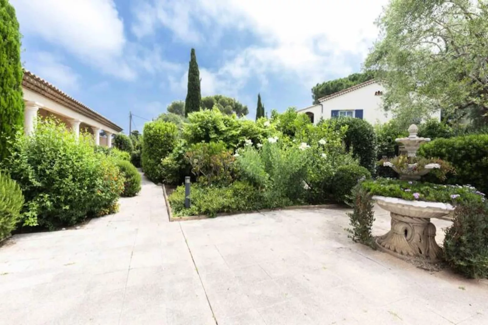 Résidence 2 Pi&egrave;ces Au Cap D&rsquo;antibes Avec Parking&ndash; &agrave; 300m Des Plages De La Garoupe-Untagged