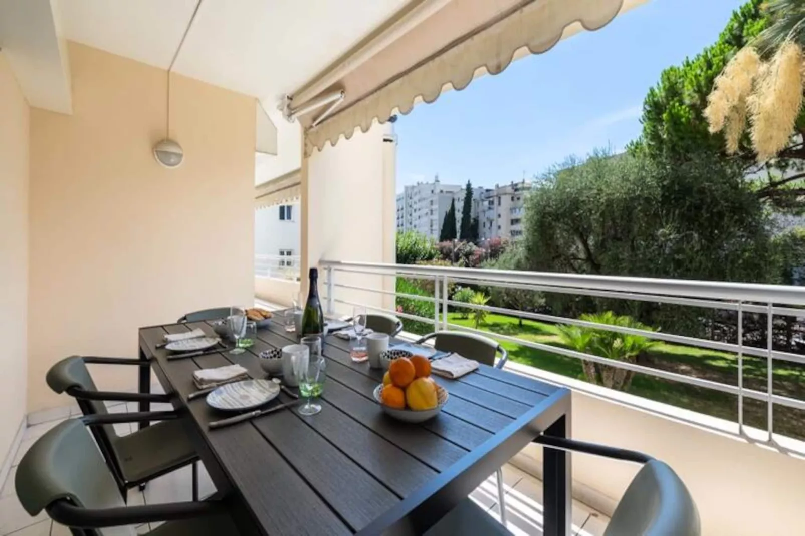 Résidence 2p Résidence Avec Piscine Et Garage, Proche Croisette-Non tagué