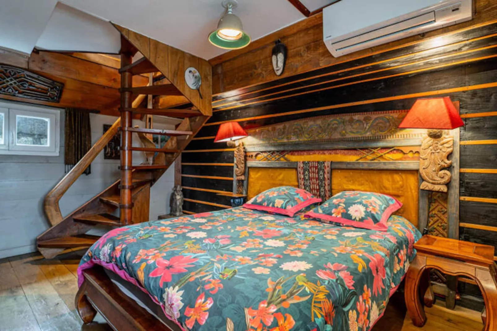 Suite De Charme Sur La Péniche Petite Annick-Untagged