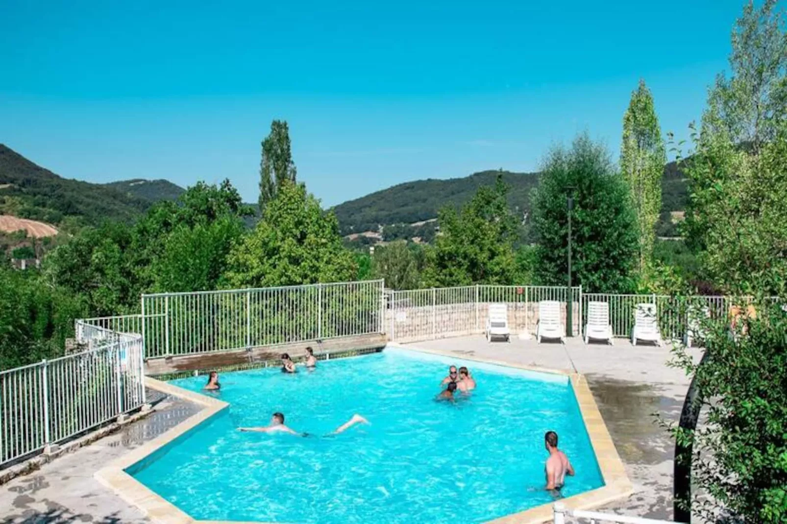 Gîte Location 2/4 pers. premium - village de gites des bruguières-Non tagué