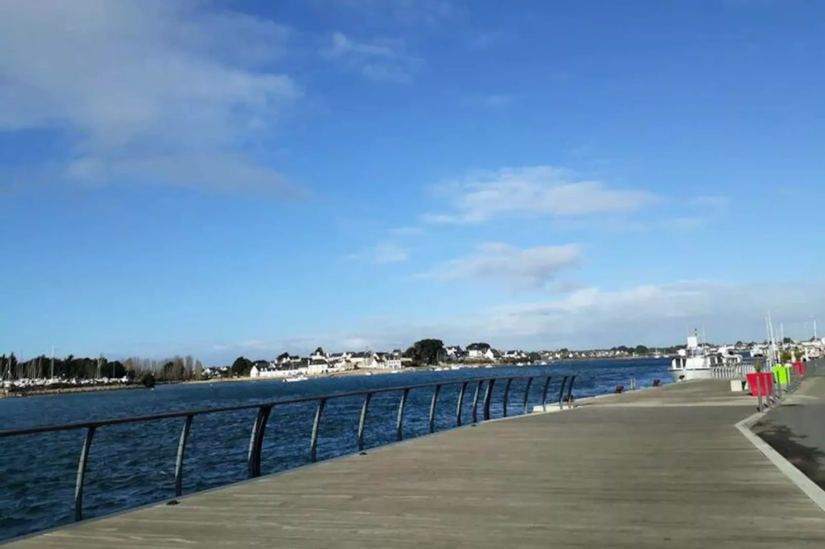 Résidence Rue De La Fontaine-Nicht zugeordnet