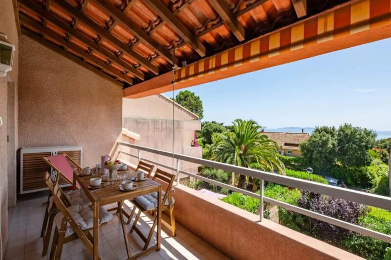 Appartement Rayol-&eacute;vasion Vue Mer --Non tagué