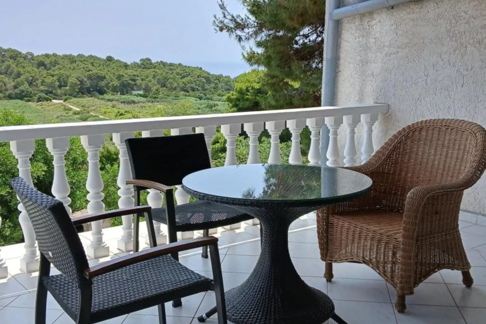 Apartmani Green Oasis - One Bedroom Apartment with Terrace and Sea View-Terrace