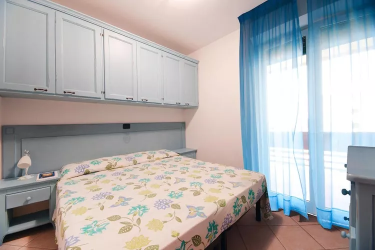 Holiday residence Santa Constanza San Vincenzo-Bilo 4 Superior-Chambre