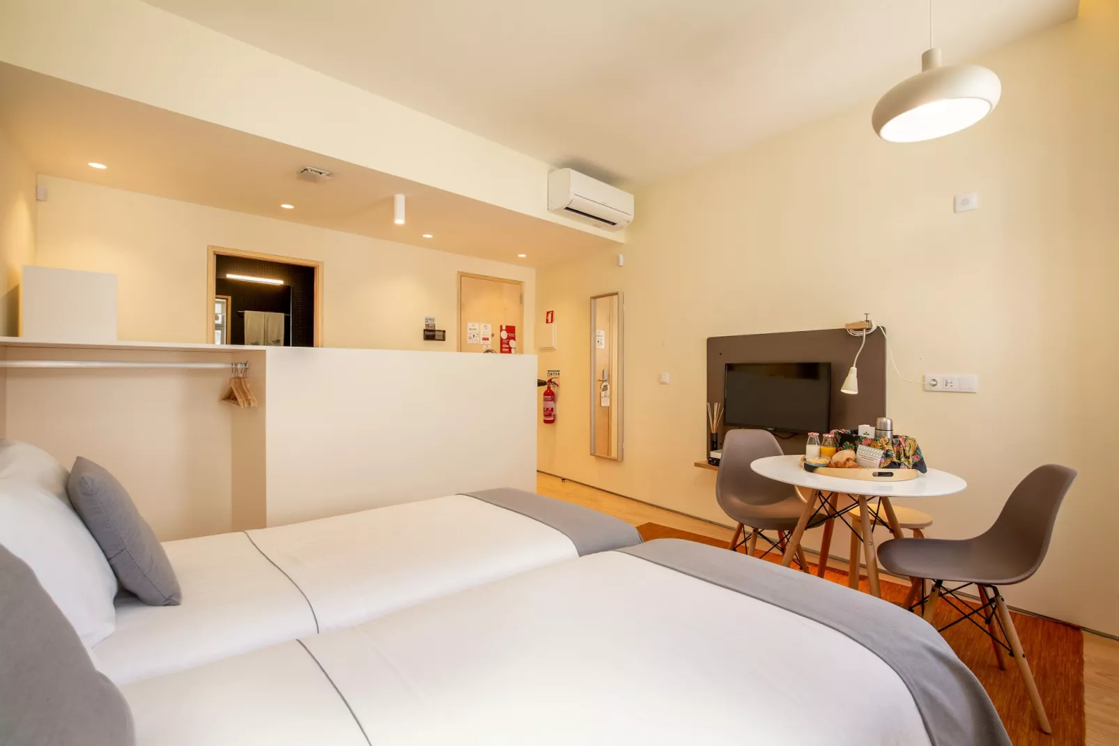 Feel Porto Codeçal Studio 1.2-Schlafzimmer