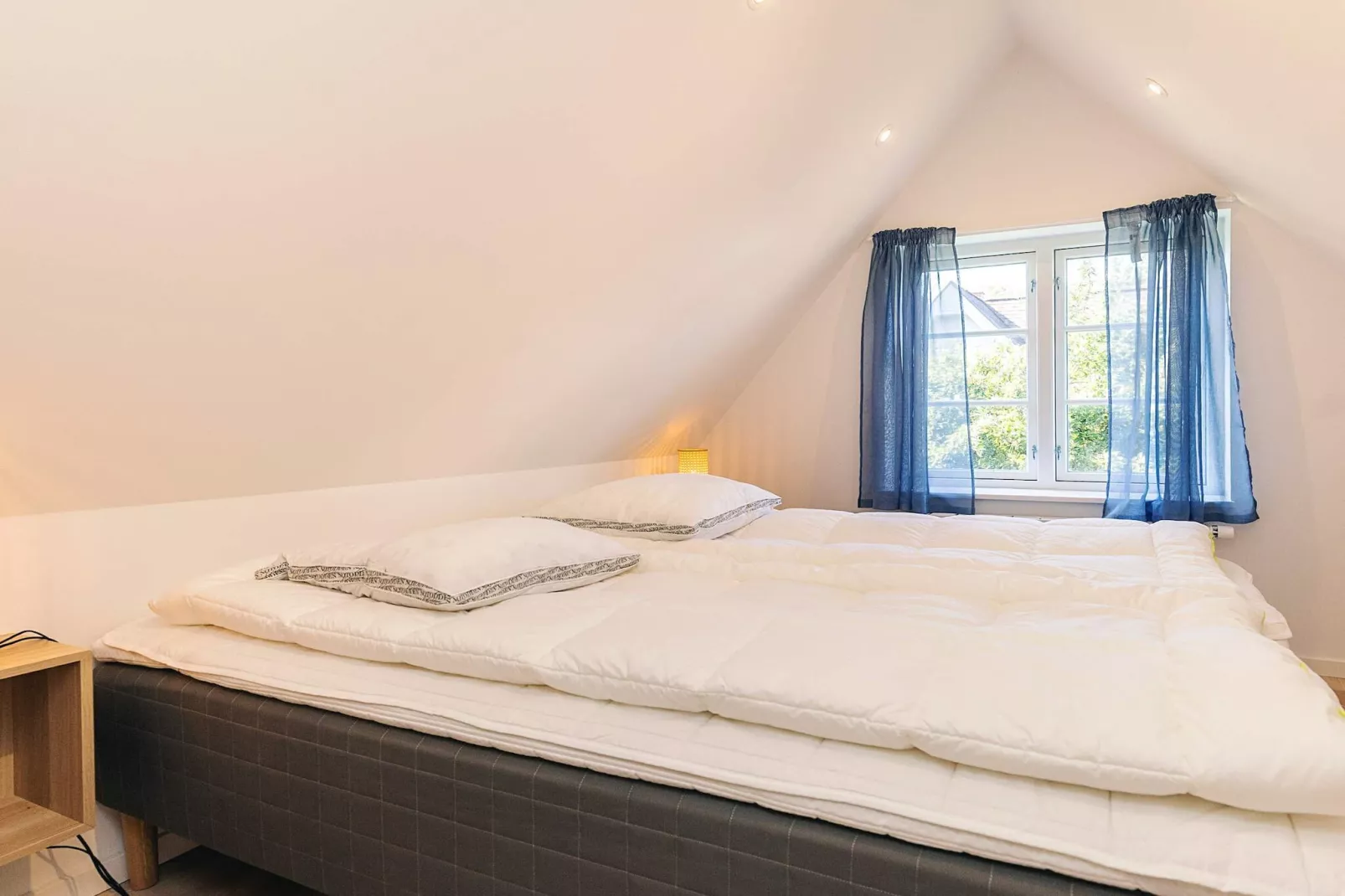 Idyllisches Reetdachhaus-Ruckzugsort-By Traum-Innenbereich