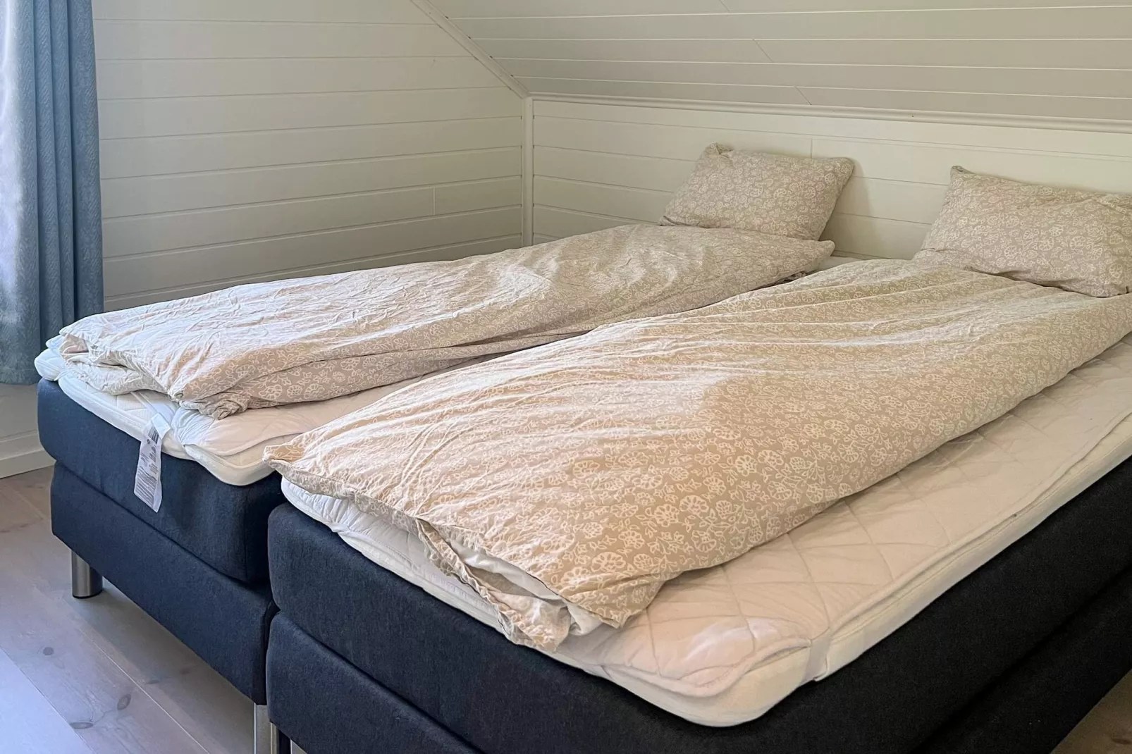 8 person holiday home in Svelgen-Indoor