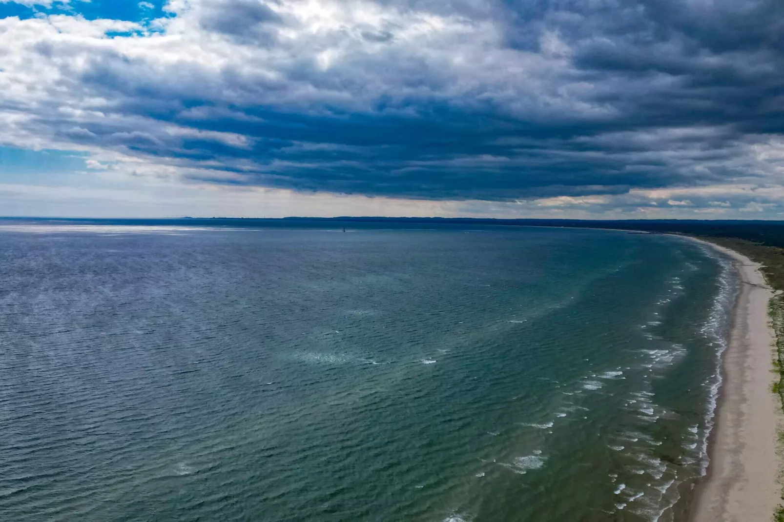 Seaside Escape with Spa - By Traum Ferienwohnungen-Water view