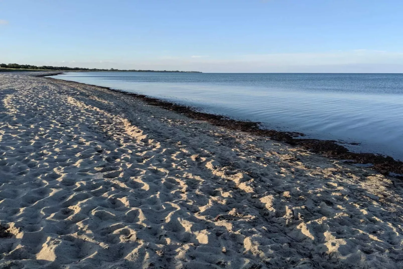 3 room,1st row,renovated-Water view