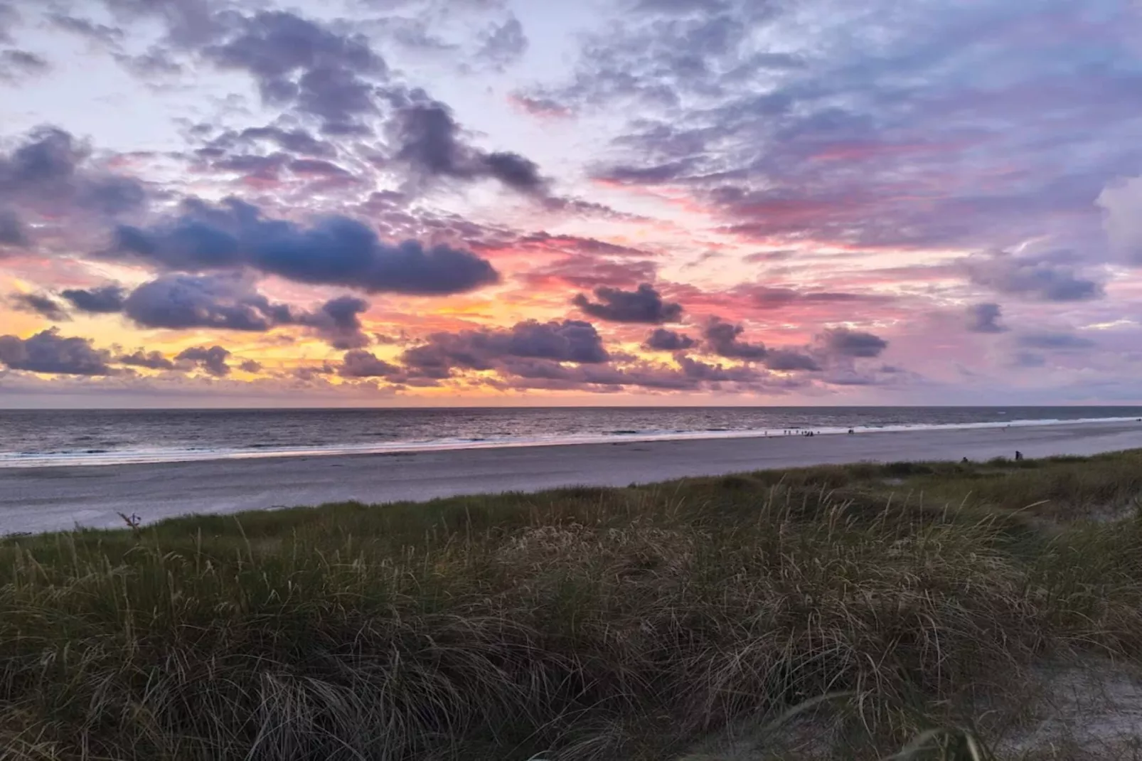 Luxurioses Strandhaus in Henne -- By Traum Ferienwohnungen-Wasserblick