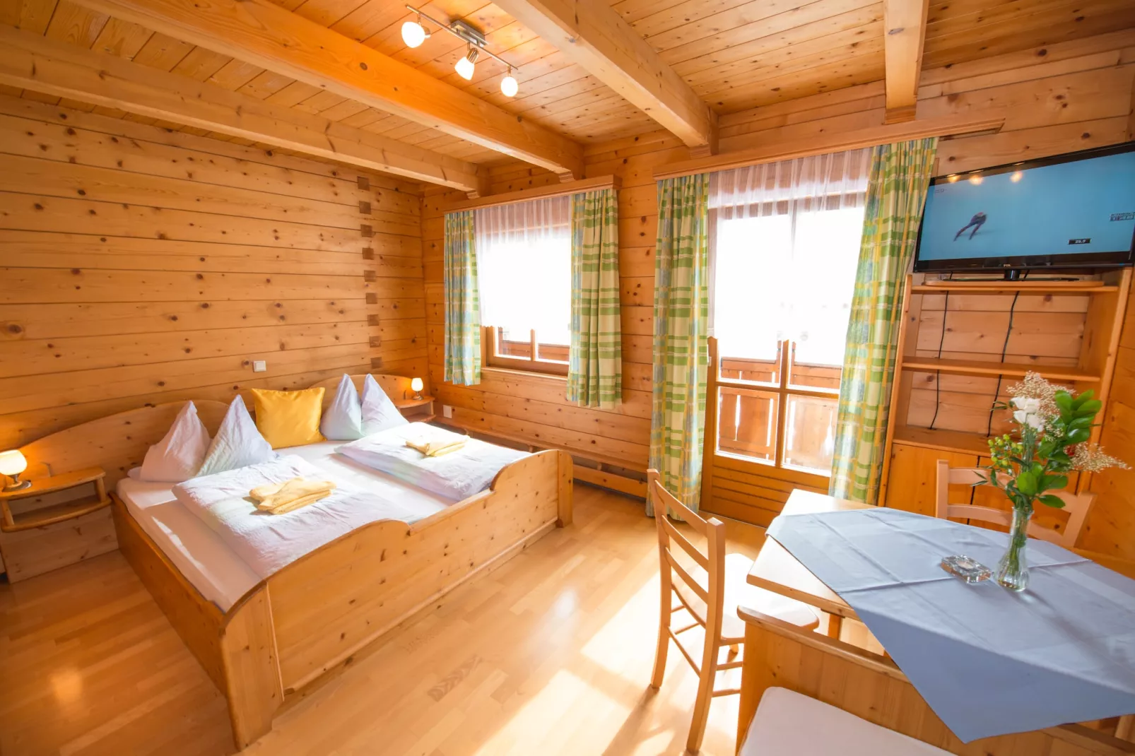 Appartment Holzblockhaus-Bedroom