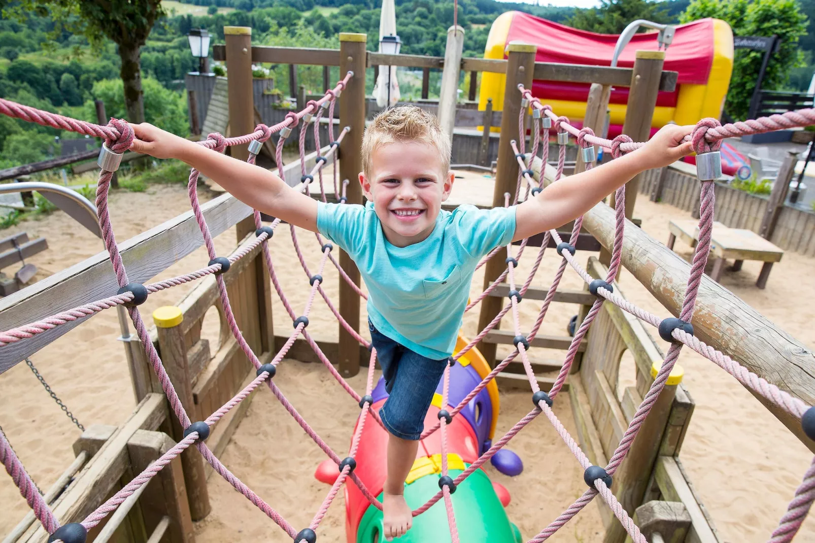 Eifelpark Kronenburger See 1-Park facilities