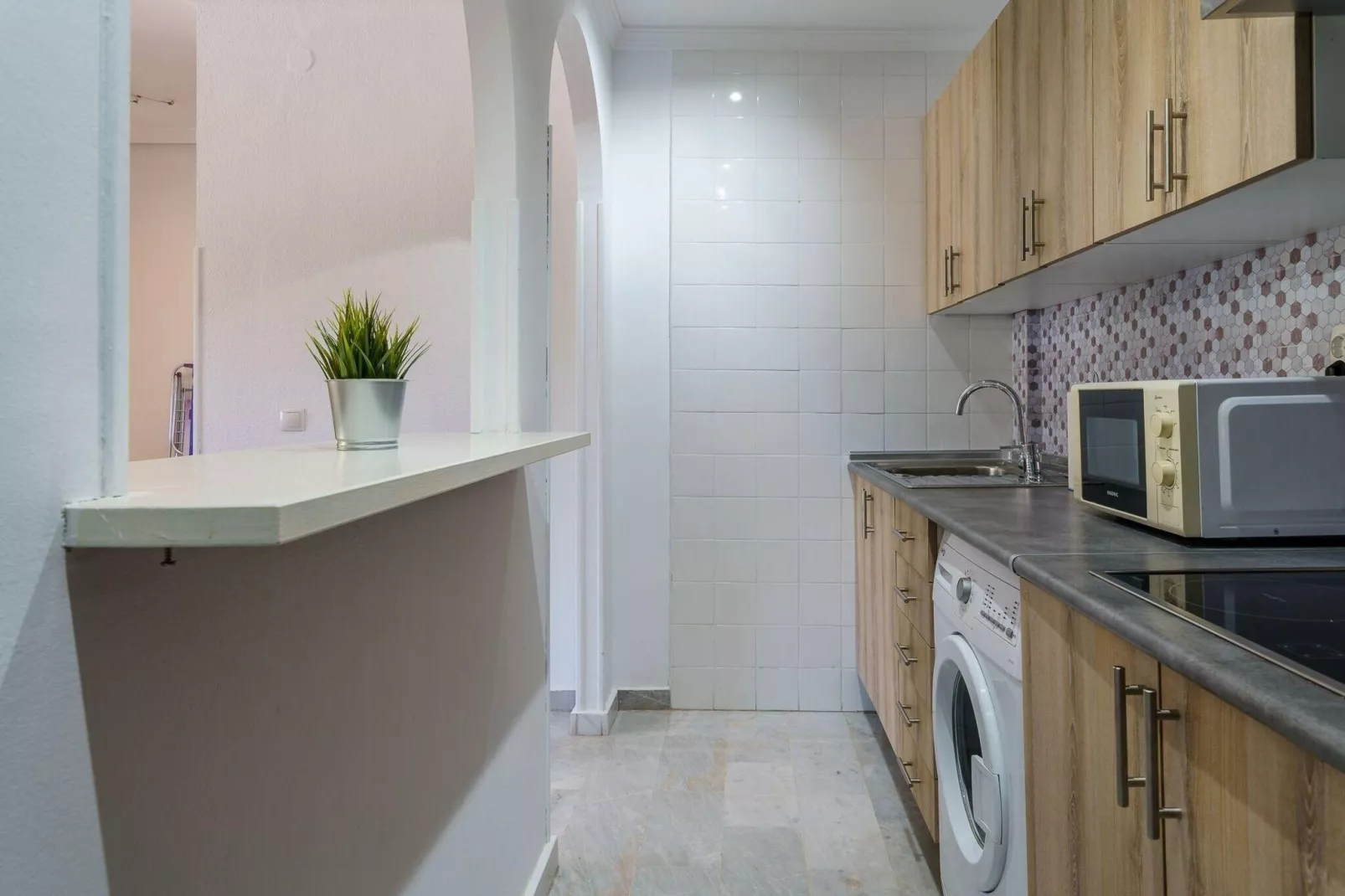 Bamboo Garden - CT 109-Kitchen