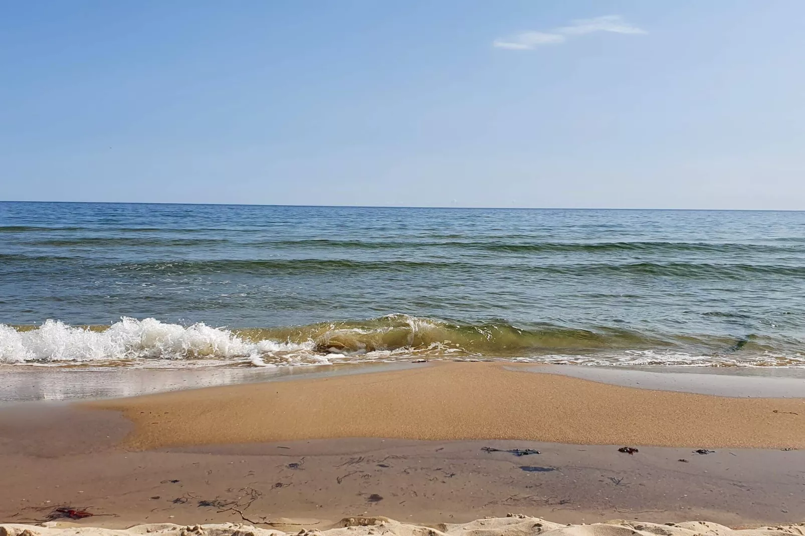 Cozy Cottage near Beach in Ahus-Water view