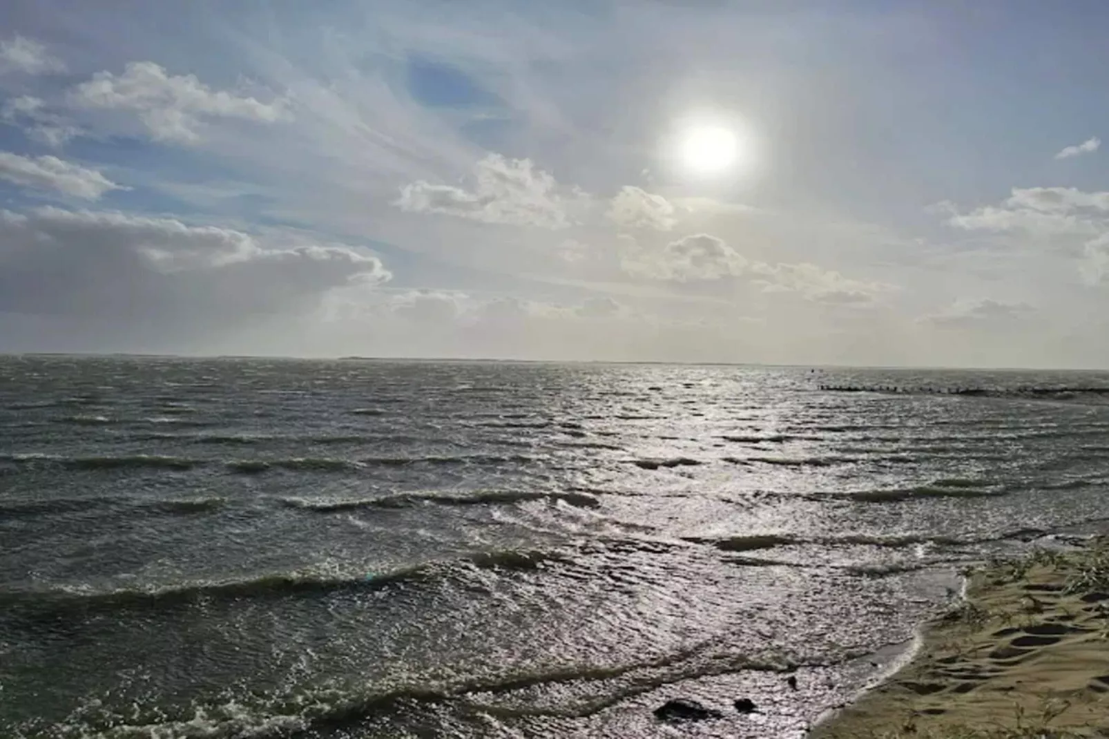 Luxury Retreat with Sauna - By Traum Ferienwohnungen-Water view