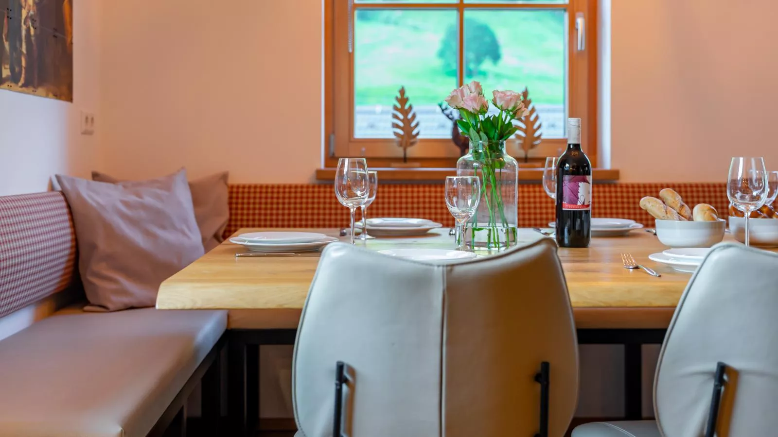 Im grünen Herzen-Dining room