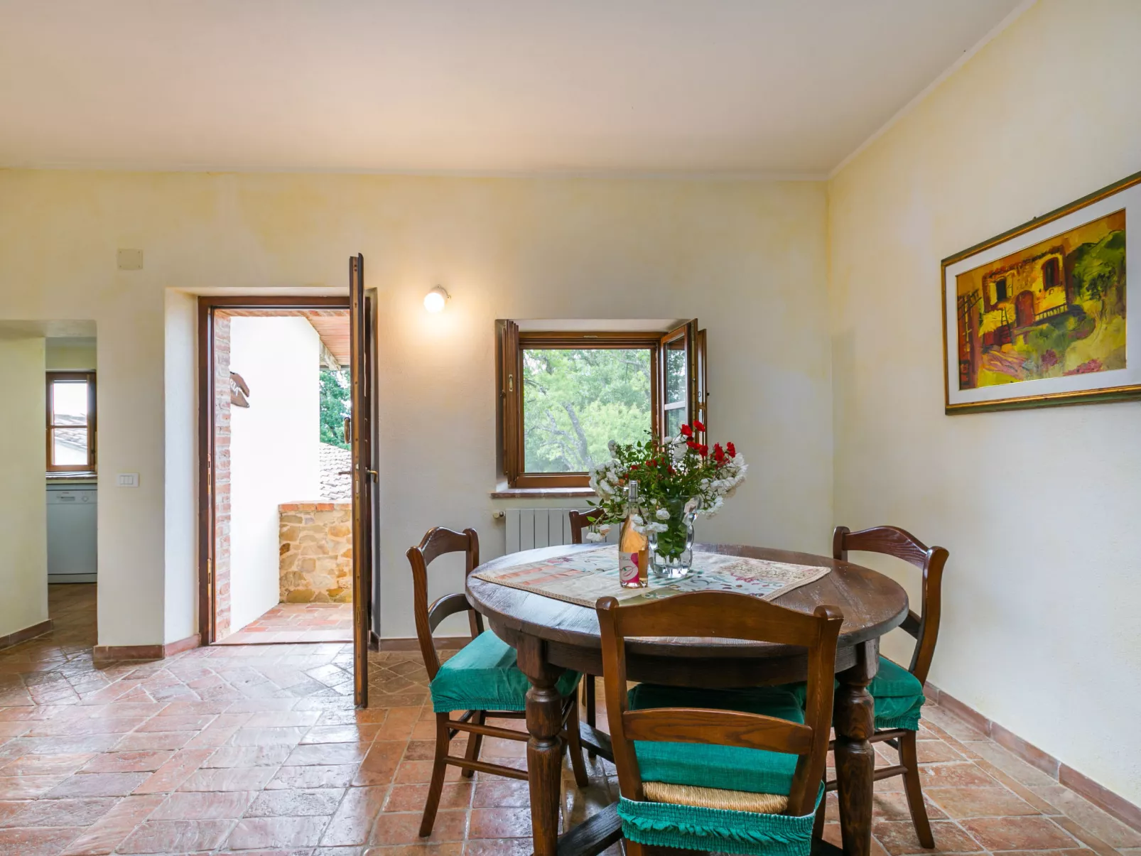 Santa Marta-Inside