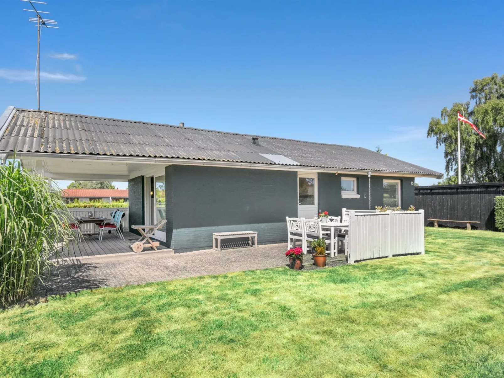 "Undine" - 300m from the sea-Outside