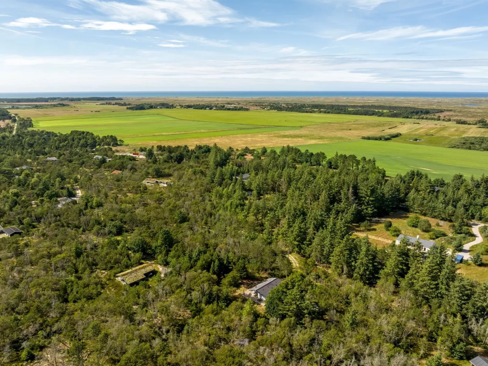 "Hakan" - 4km from the sea-Outside